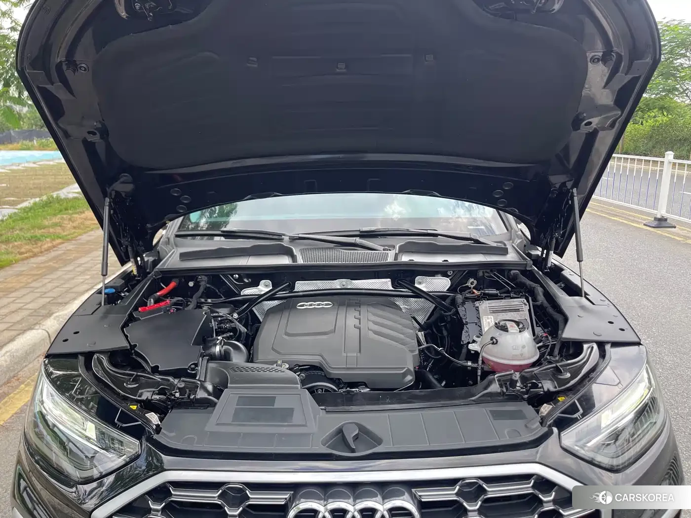 Audi Q5L id 4589235 из Китая 16