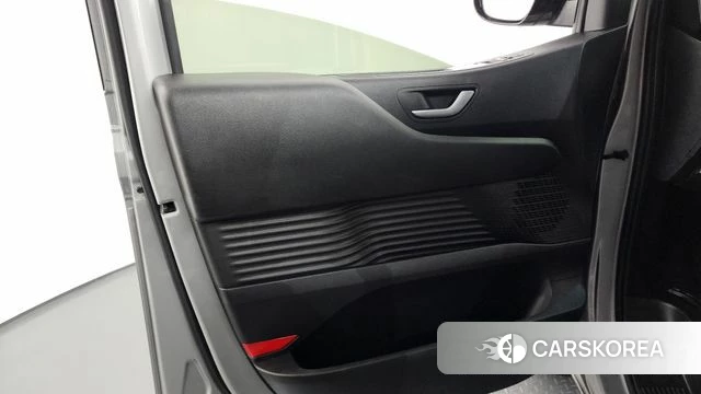 Hyundai Staria id 4243514 из Кореи 16