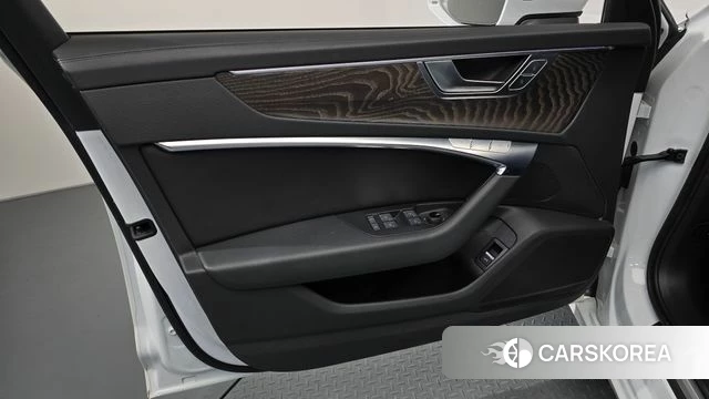 Audi A6 (C8) id 4224330 из Кореи 16