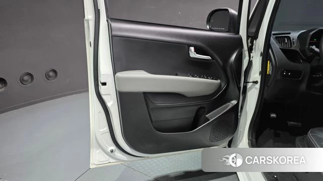Kia The New Kia Ray id 4670441 из Кореи 16