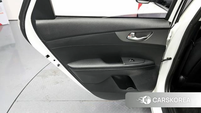 Kia Come New K3 id 4362538 из Кореи 16