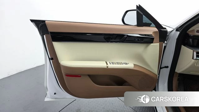 Hyundai Grandeur (GN7) id 4488111 из Кореи 16