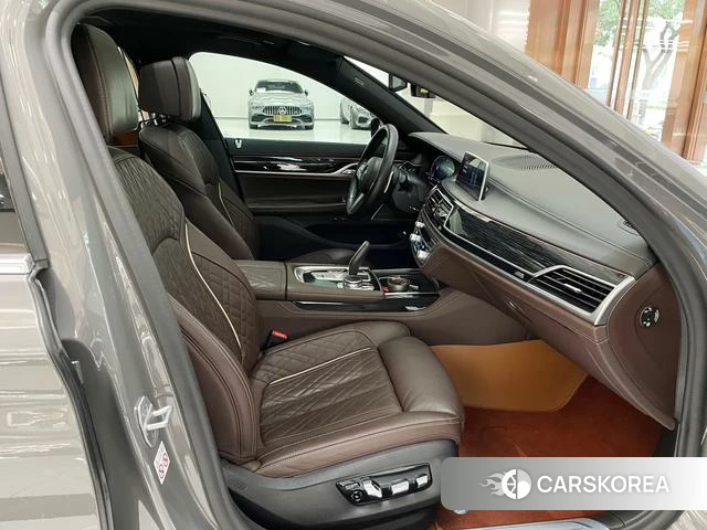 BMW 7 series id 4264053 из Китая 16