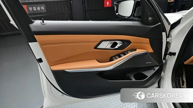 BMW 3 Series (G20) id 4195374 из Кореи 16