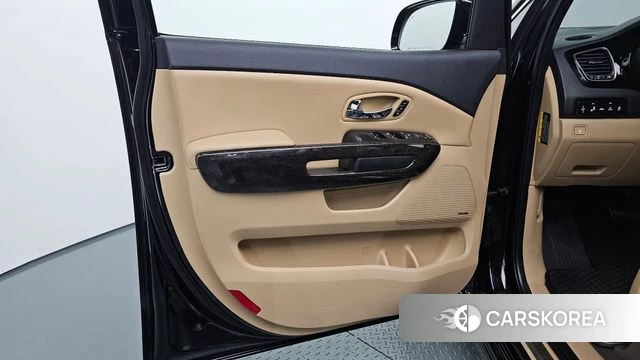 Kia The New Carnival id 4882187 из Кореи 16