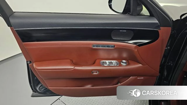 Genesis G90 (RS4) id 4506660 из Кореи 16