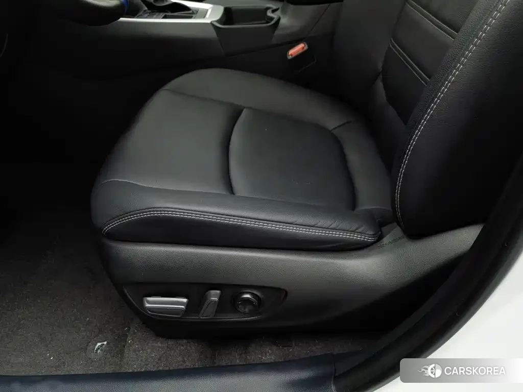 Toyota RAV4 id 4681242 из Китая 16