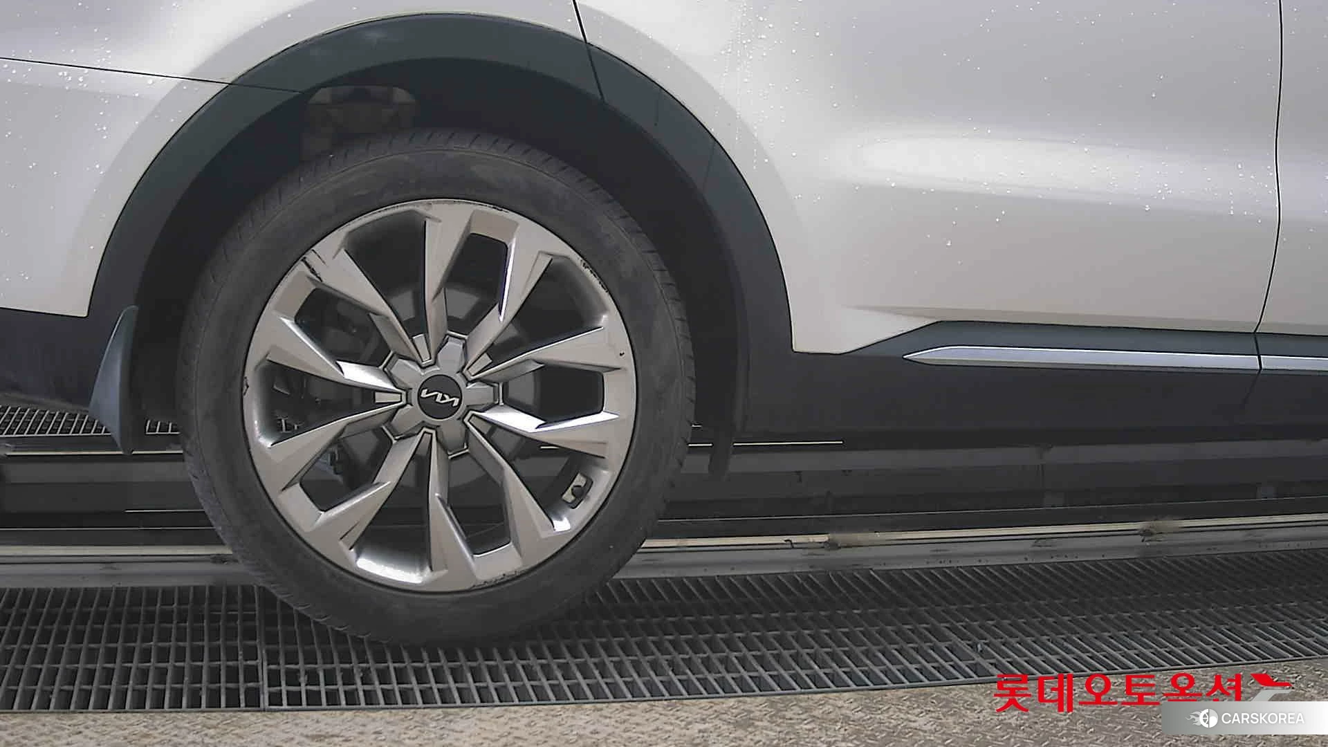 Kia Sorento id 3869404 из Кореи 16