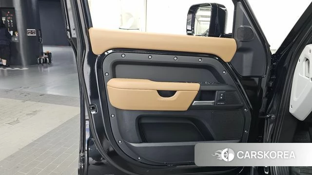 Land Rover Defender (L663) id 4734624 из Кореи 16