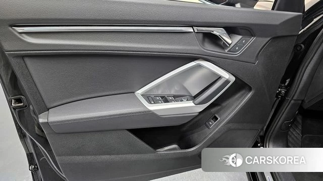 Audi Q3 (F3) id 4388647 из Кореи 16