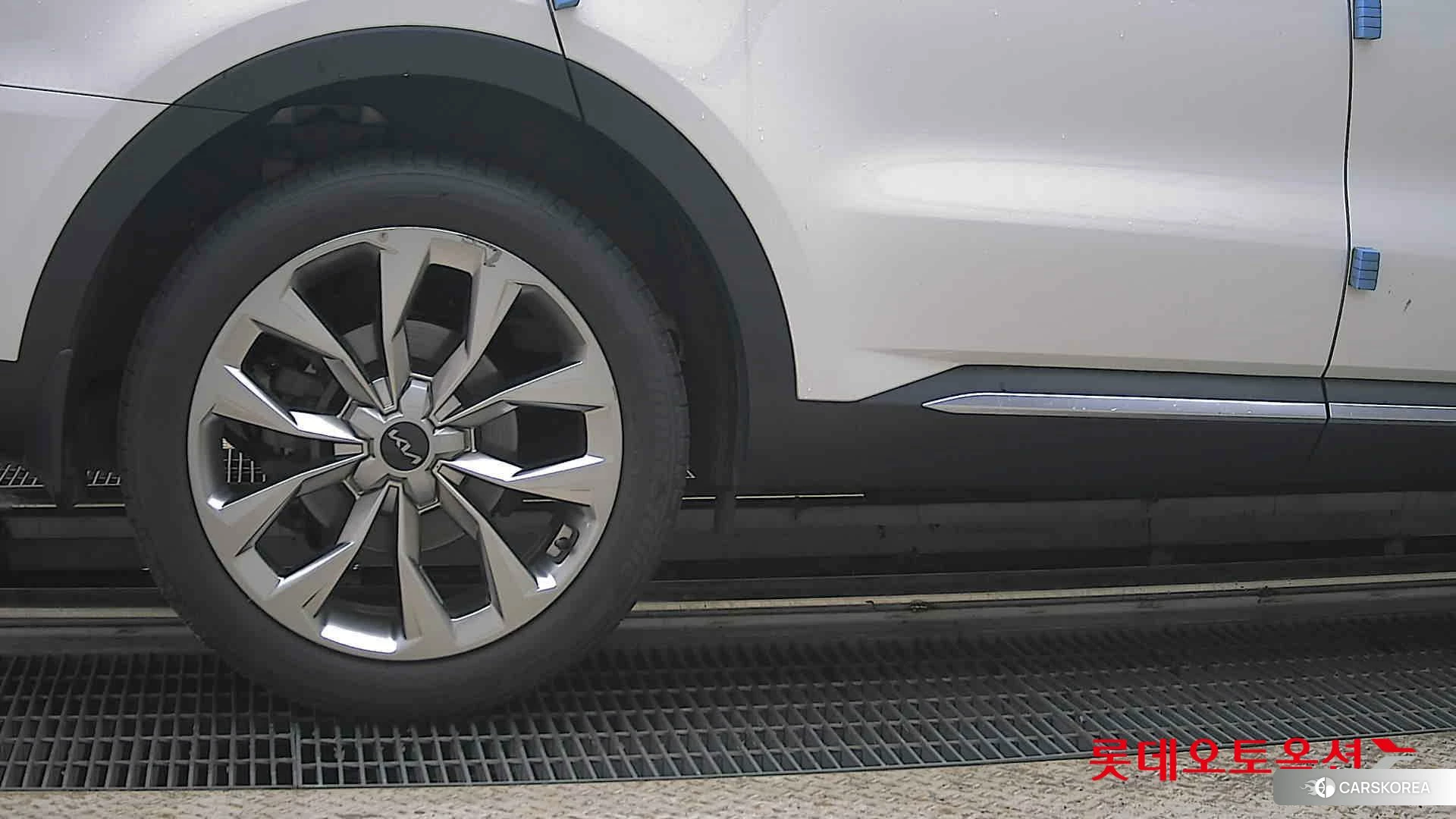 Kia Sorento id 4289429 из Кореи 16