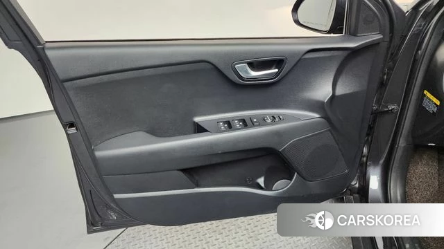 Kia Stonic id 4483426 из Кореи 16