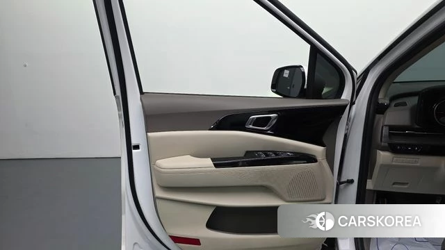 Kia Carnival 4th generation id 4283813 из Кореи 16