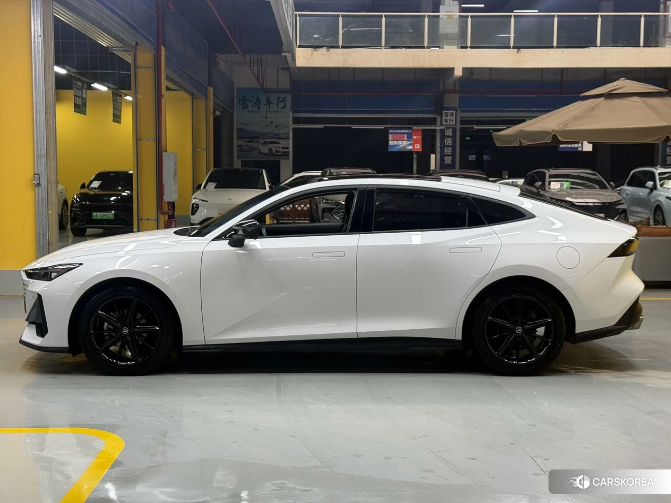 Chang'an UNI-V id 4513733 из Китая 16