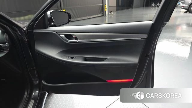 Hyundai The New Grandeur IG id 4610008 из Кореи 16