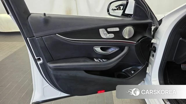 Mercedes-Benz E-Class W213 id 4769018 из Кореи 16