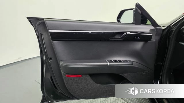 Hyundai Grandeur (GN7) id 4854504 из Кореи 16