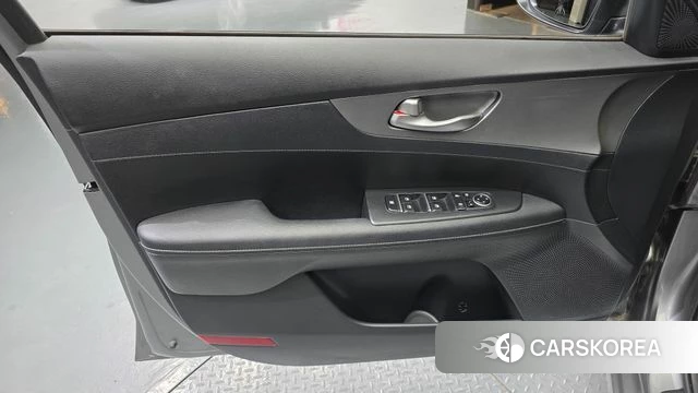 Kia Come New K3 id 4764499 из Кореи 16