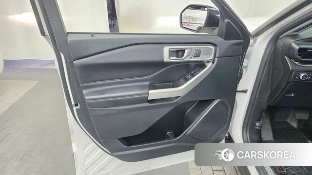 Ford Explorer 6th Generation id 4423304 из Кореи 16