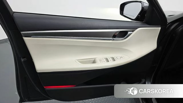 Hyundai The New Grandeur IG Hybrid id 4186841 из Кореи 16