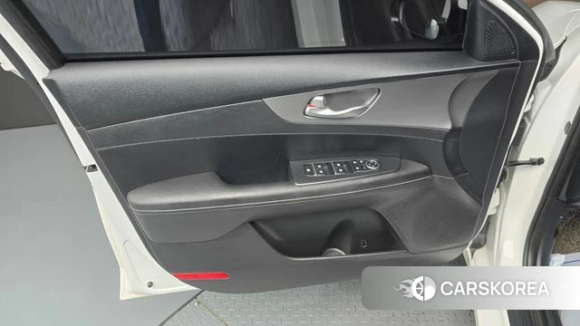 Kia Come New K3 id 4377812 из Кореи 16