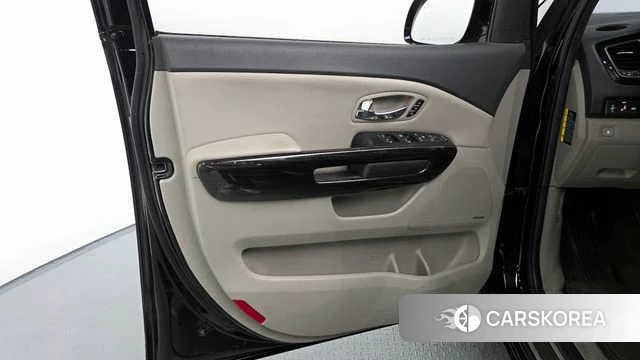 Kia The New Carnival id 4384536 из Кореи 16