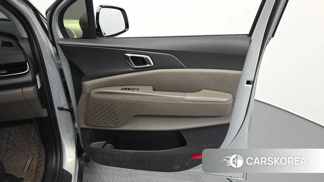 Kia The New Carnival 4th Generation id 4493969 из Кореи 16