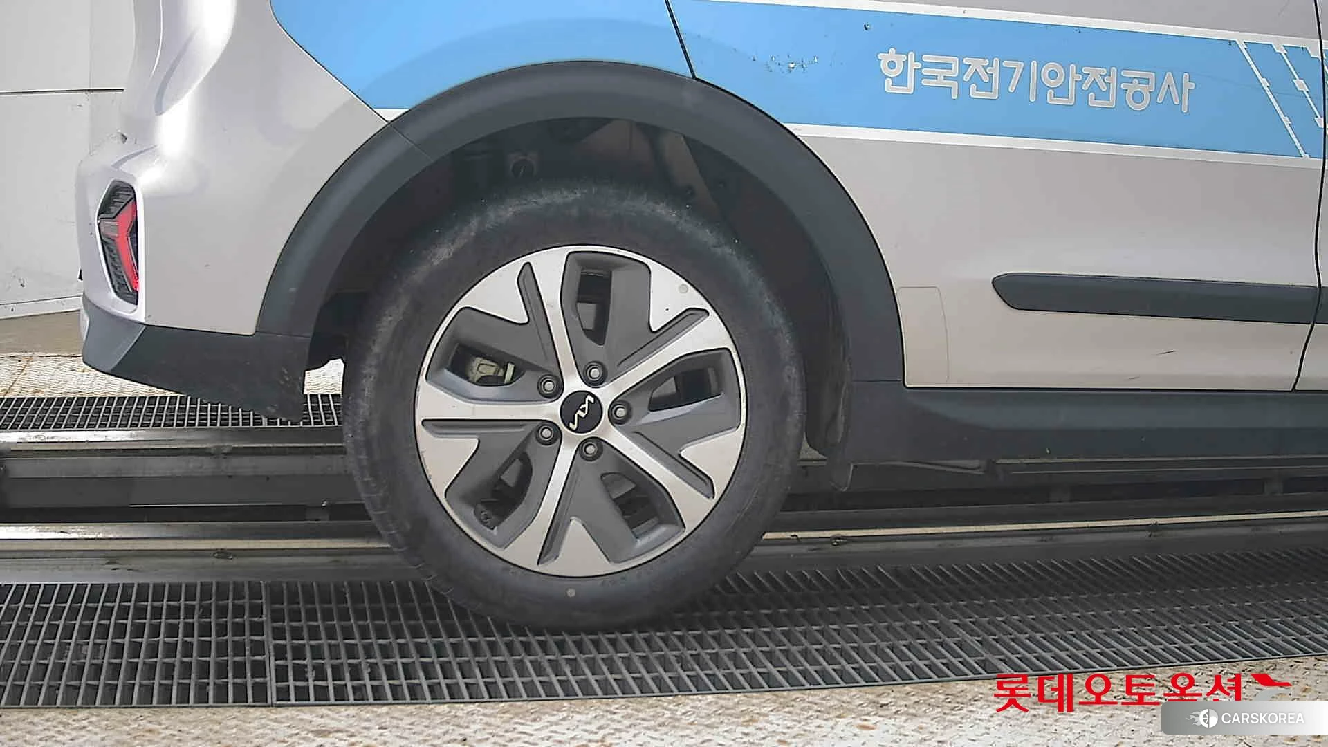 Kia Niro Plus id 4674227 из Кореи 16
