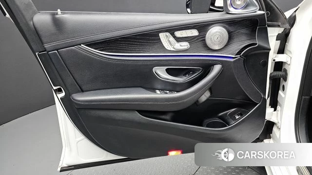 Mercedes-Benz E-Class W213 id 4881840 из Кореи 16