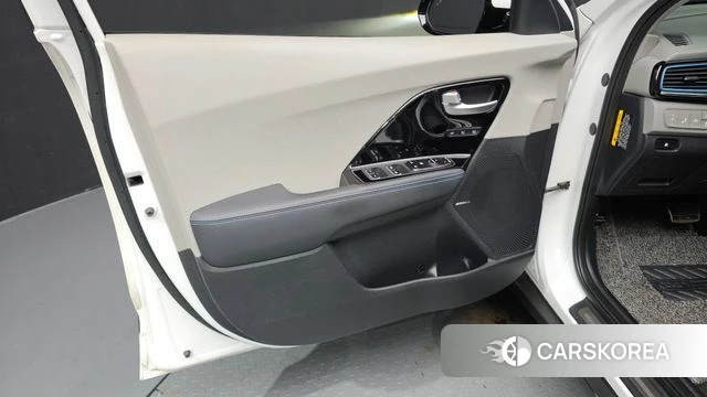 Kia Niro id 4483039 из Кореи 16
