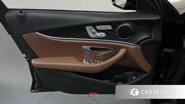 Mercedes-Benz E-Class W213 id 4904879 из Кореи 16