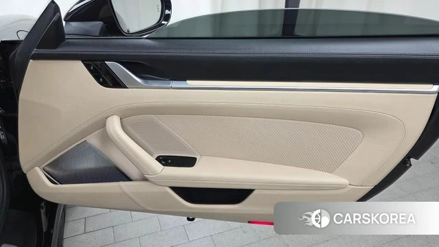 Porsche 911(992) id 4641822 из Кореи 16