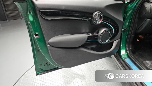 Mini Cooper id 4429807 из Кореи 16