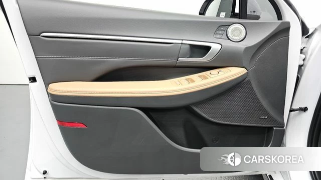 Hyundai Sonata D Edge Hybrid (DN8) id 4506099 из Кореи 16