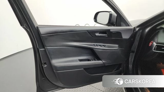 Jaguar XE id 4345486 из Кореи 16
