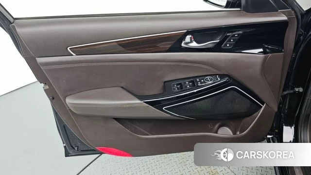 Kia Come New K7 id 4785936 из Кореи 16