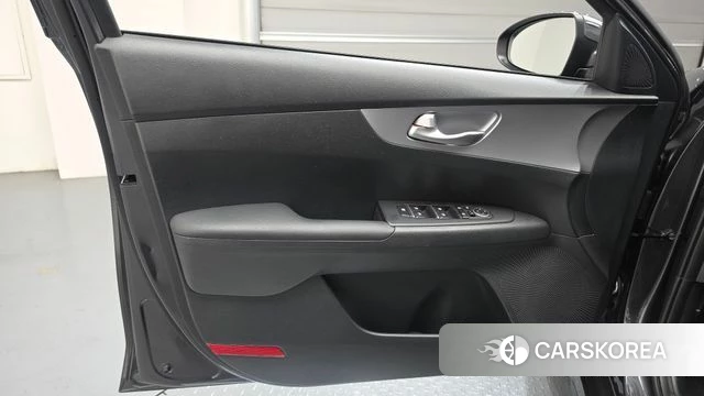 Kia The New K3 2nd generation id 4201617 из Кореи 16