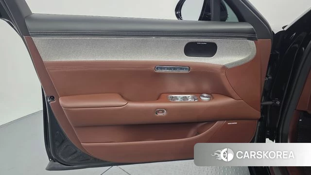 Genesis G90 (RS4) id 4753026 из Кореи 16