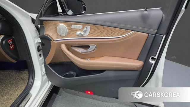 Mercedes-Benz E-Class W213 id 4631646 из Кореи 16