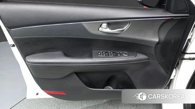 Kia Come New K3 id 4551892 из Кореи 16