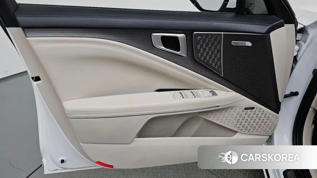 Kia The New K8 Hybrid id 4640005 из Кореи 16