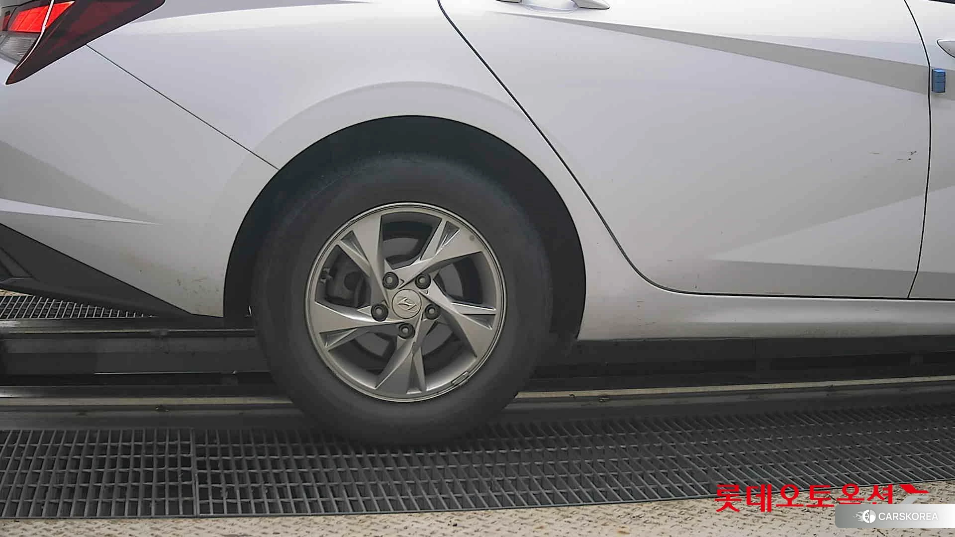 Hyundai Avante id 4902515 из Кореи 16