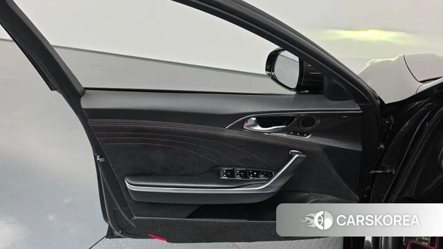 Kia Stinger Meister id 4784232 из Кореи 16