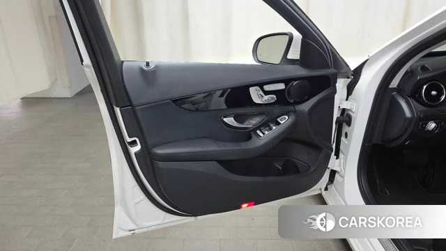 Mercedes-Benz C-Class W205 id 4490617 из Кореи 16