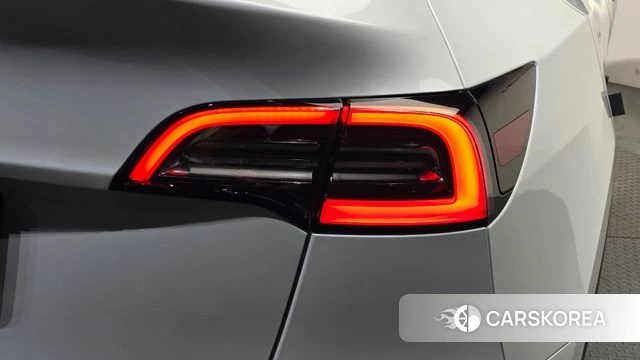 Tesla Model Y id 4862852 из Кореи 16