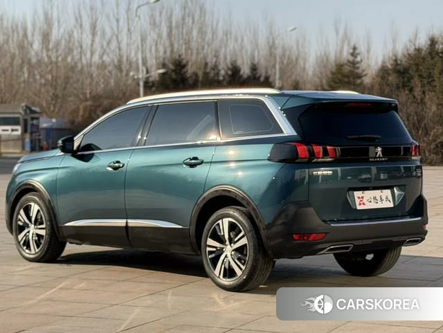 Peugeot 5008 id 3863691 из Китая 16