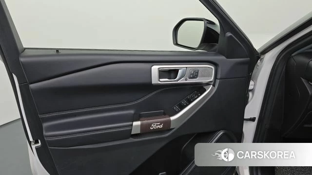 Ford Explorer 6th Generation id 4316108 из Кореи 16