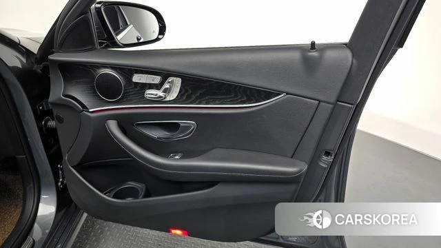 Mercedes-Benz E-Class W213 id 4872079 из Кореи 16