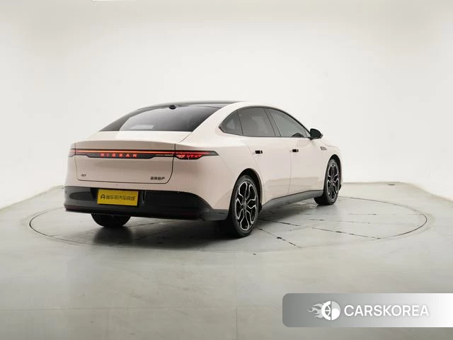 Nissan N7 id 4257729 из Китая 16