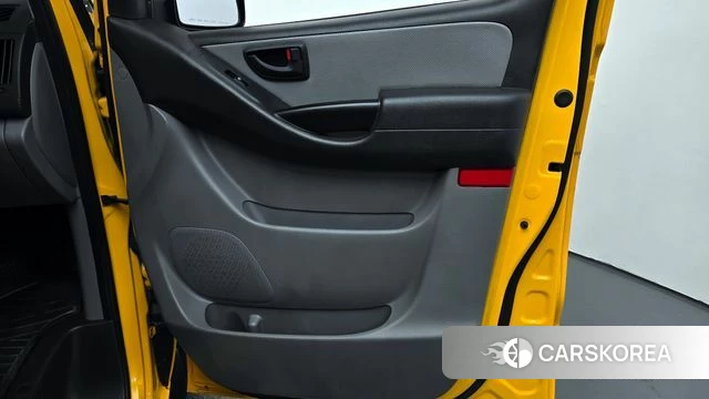 Hyundai The New Grand Starex id 4285638 из Кореи 16